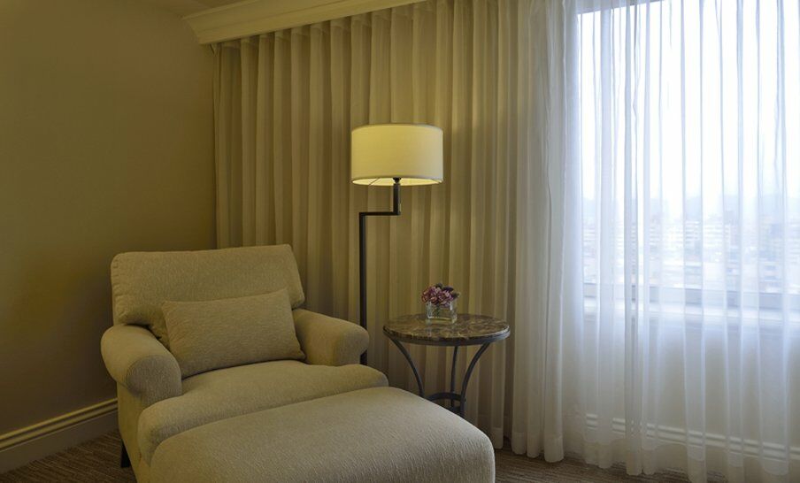 The Sherwood Tajpej Kültér fotó A floor lamp